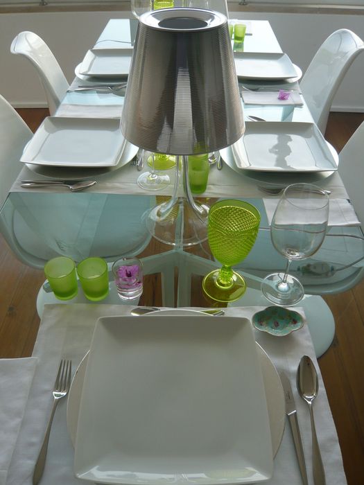 Mesa de Jantar Tampo de Vidro Design Isbone