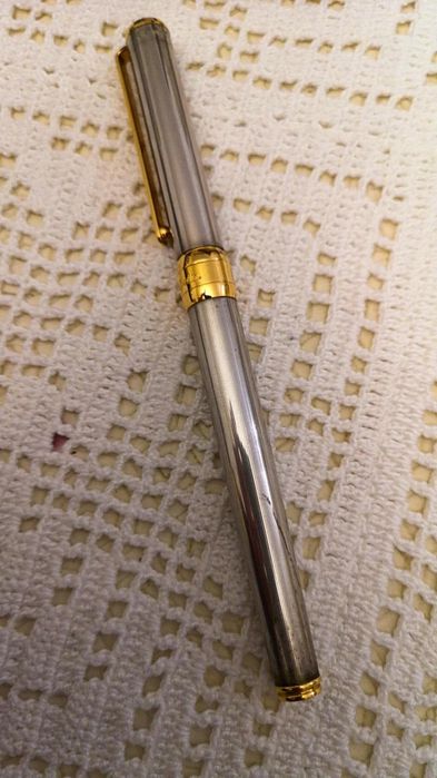 Caneta tinta permanente Delta