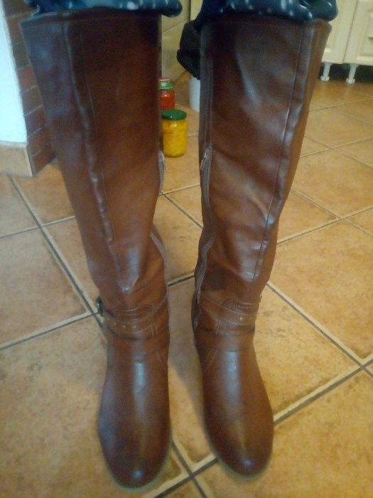 Skóra kozaki rozmiar 43 (na szerszą łydkę)