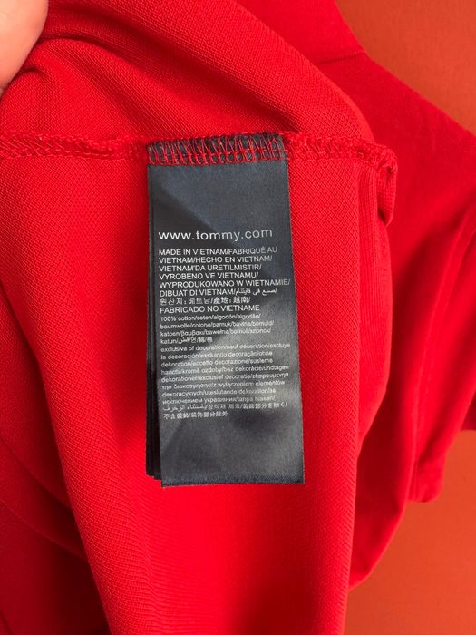 TOMMY HILFIGER чоловіча футболка з воротником комірцем розмір S