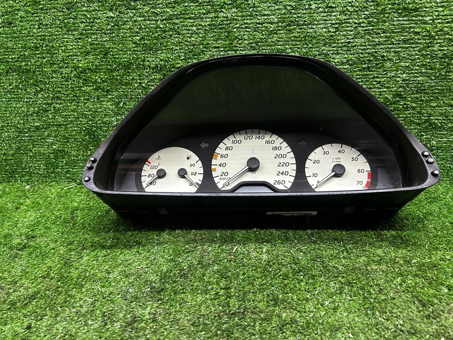 licznik zegary mercedes-benz clk w208 3.2 benzyna 2085403011