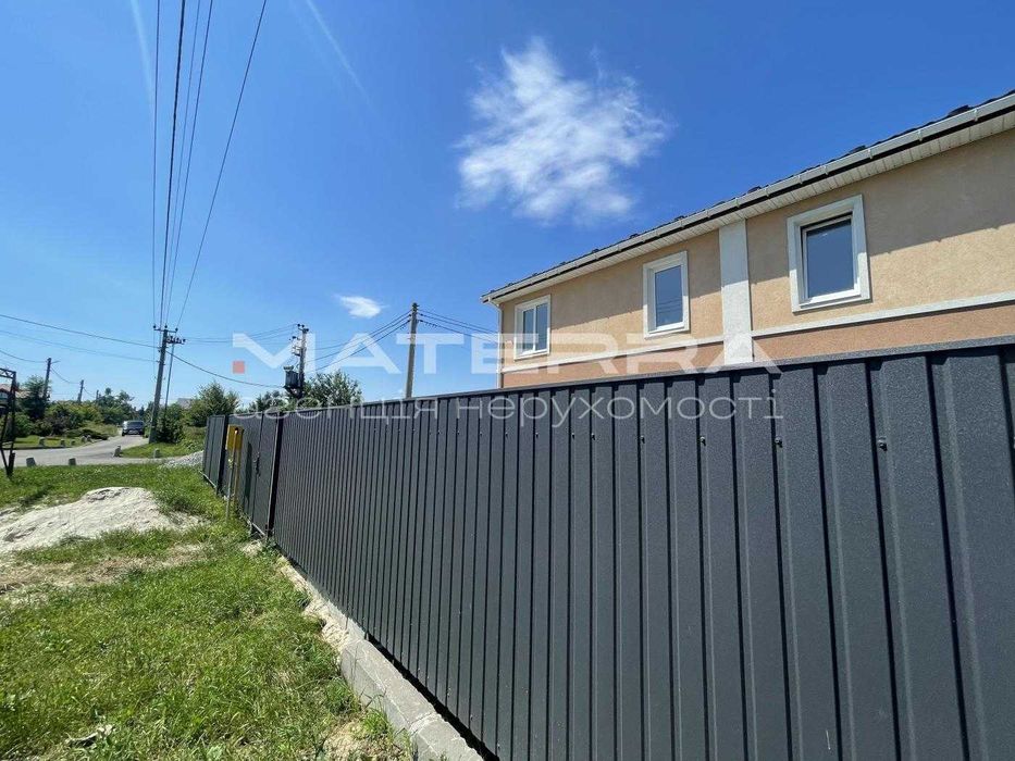 Продаж дуплексу з ремонтом у с. Нове,94м2, центр поряд з школою