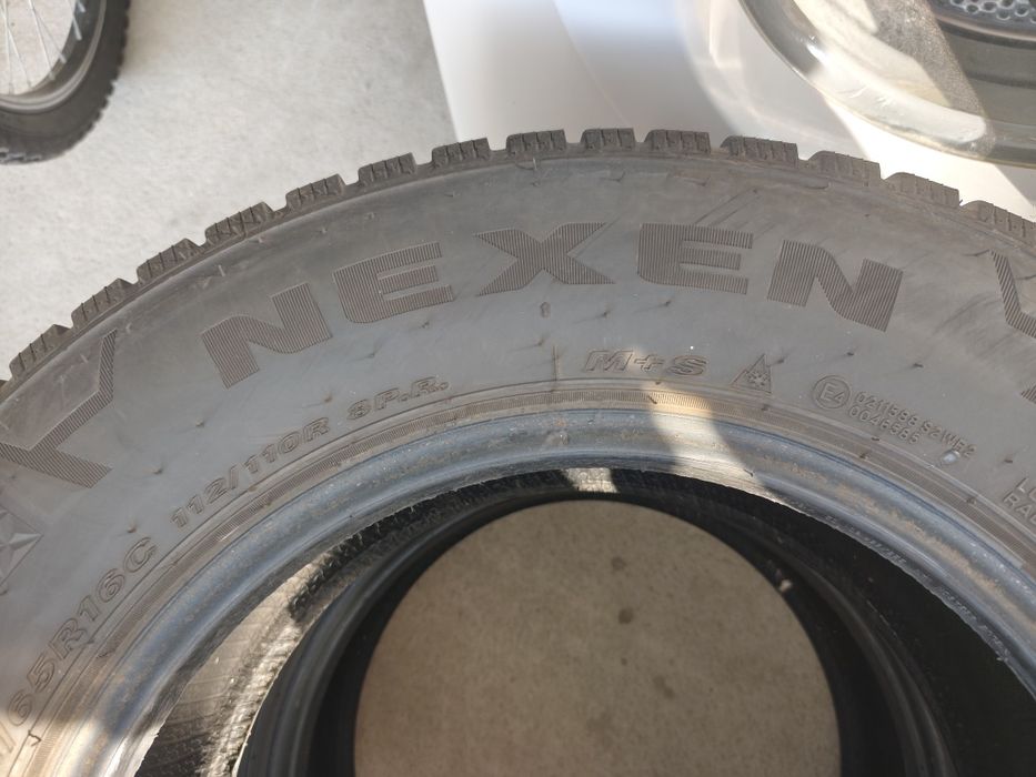 Резина nexen 225 65 16C