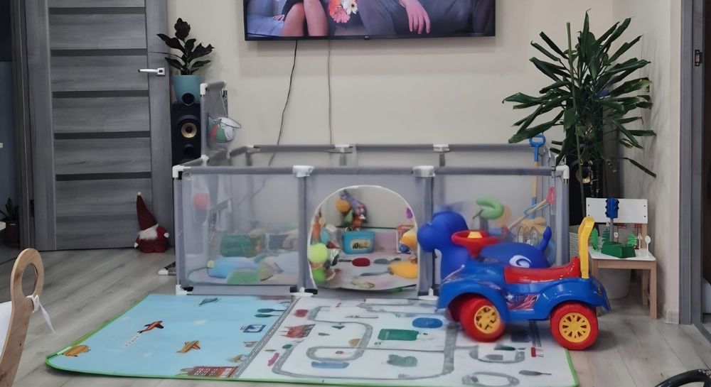 Велика манежка для дитини