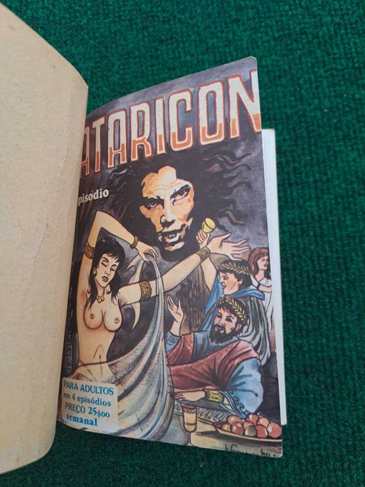 Satiricon (BD Adultos)