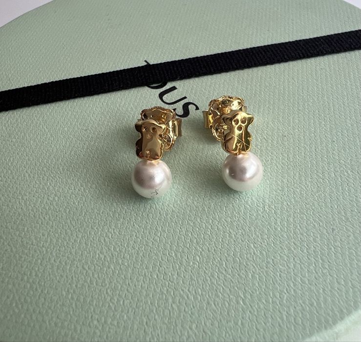 Tous kolczyki z misiem i perłą.