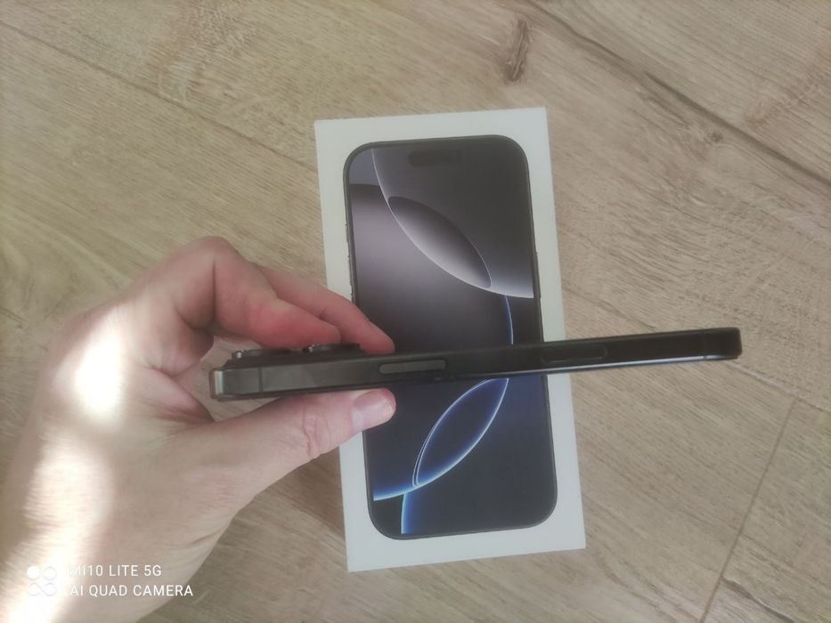 Iphone 16pro  Pro 256gb sim+esim официал