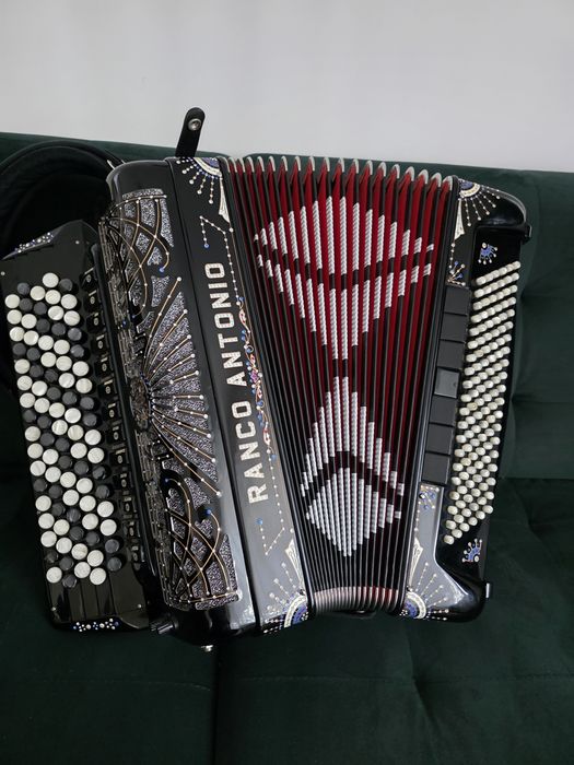 Sprzedam akordeon guzikowy ranco antonio