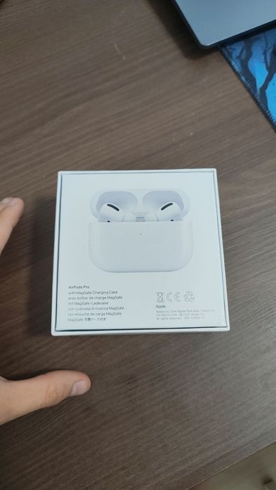 AirPods Pro (1.ª Geração) – Com Caixa Original