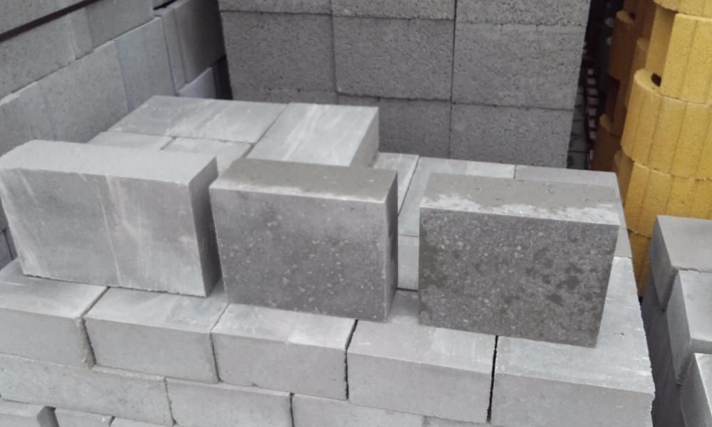 BLOCZKI betonowe 30 x 24 x 12 cm fundamentowe