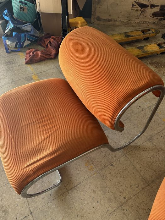 Italiano, Poltronas (2) Loop Slipper, década de 1970
