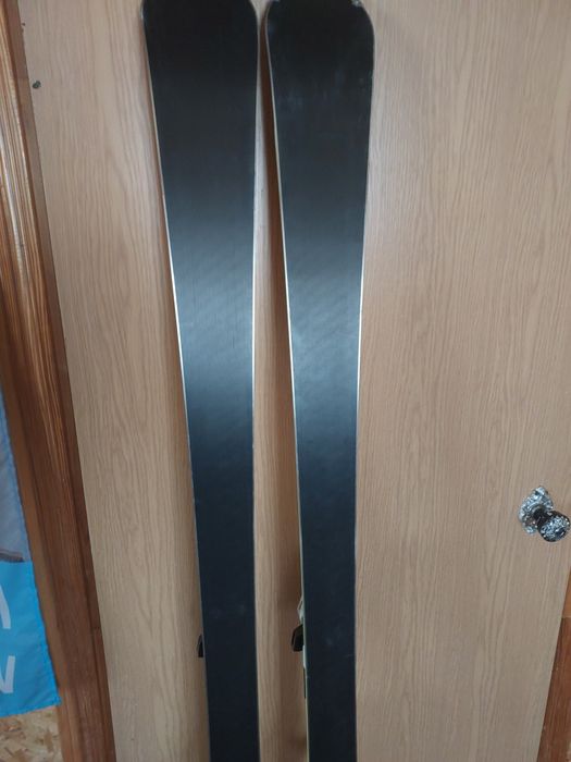 Нові гірські лижи Head.