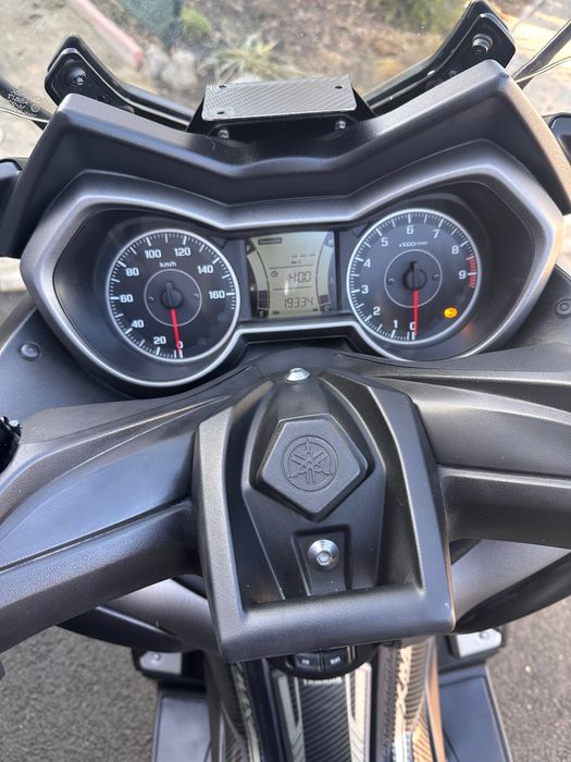 Yamaha X-Max 250 ABS TCS з Японії