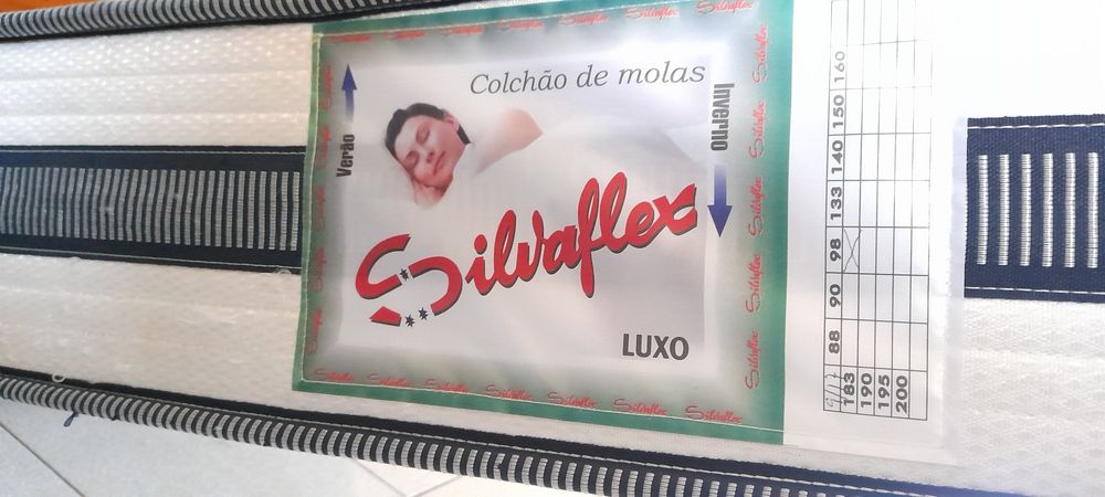 Colchão de cama individual como novo