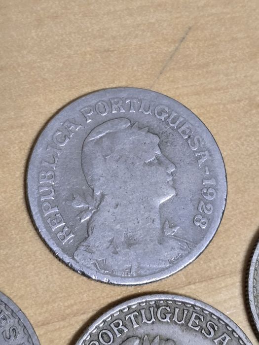 Moedas de 1 Escudo de 1927 a 1968