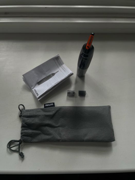 Тример Philips Series 3000 NT3160 для носа, вух і брів — як новий