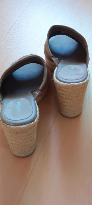 Sandálias " Cinza "