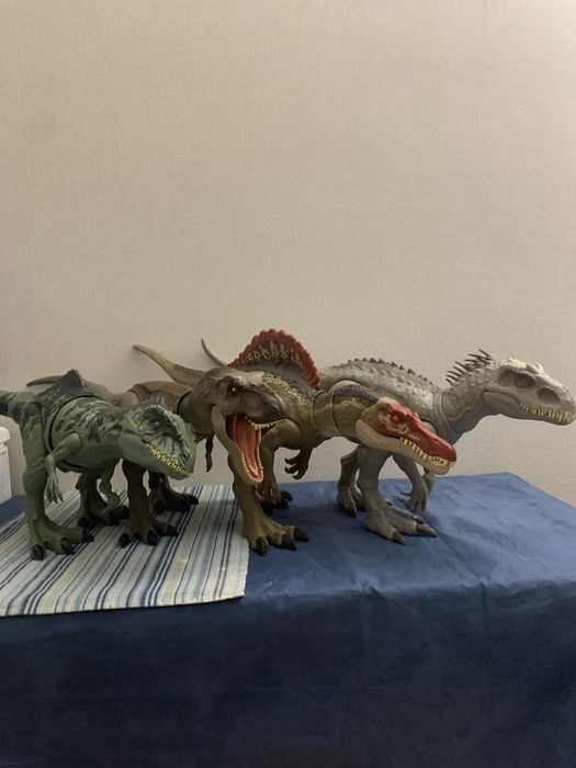динозаври маттел оригінал