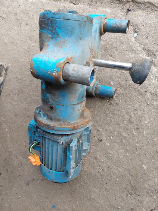 Sprzedam motoreduktor