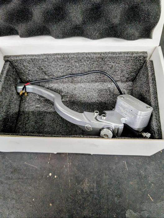 Vendo  manete  Beringer