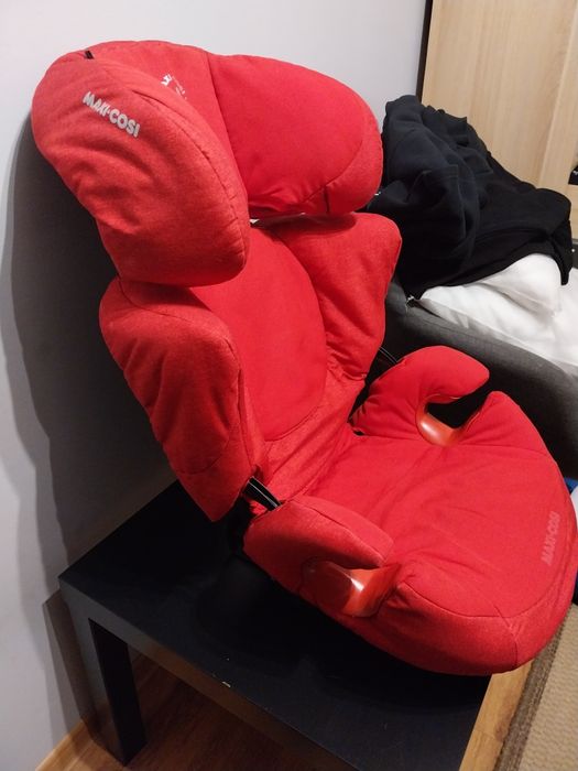 Fotelik samochodowy 15-36kg MAXI•COSI - czerwony