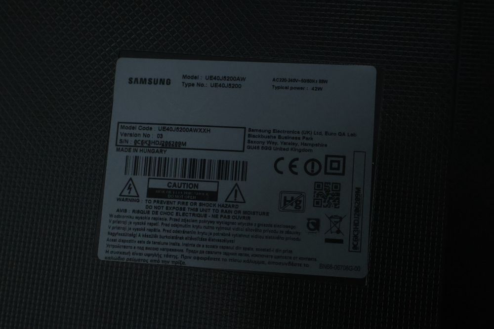 Телевізор Samsung UE40J5200AW