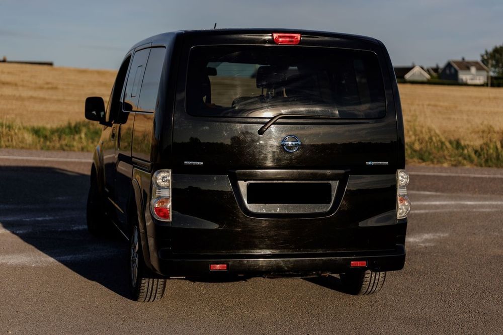 Nissan e-NV200 2015