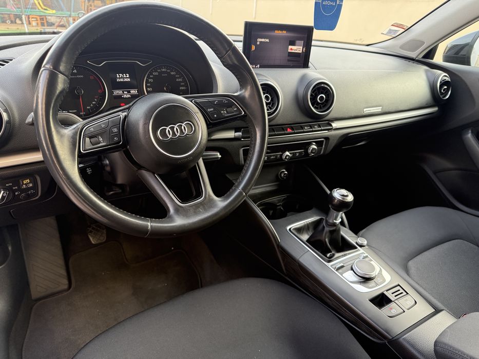 Audi A3 1.6 tdi S Line
