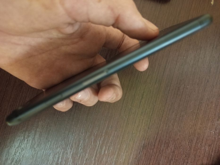 iPhone 7 нужно поченить