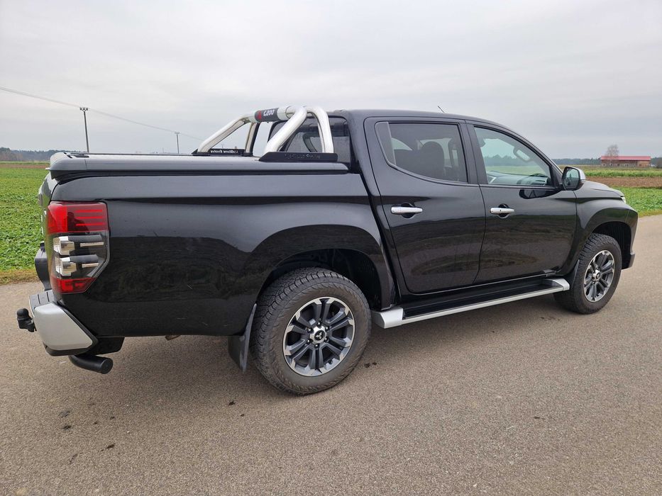 Mitsubishi L200 rok 2019  model 2020