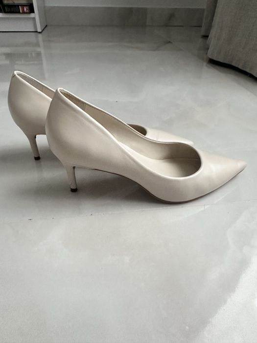 Продаю шкіряні туфлі