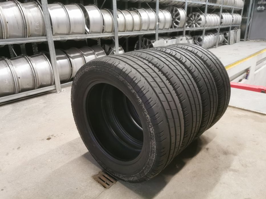 Komplet opon 215/60R17C 109/107T Continental ContiVanContact 200