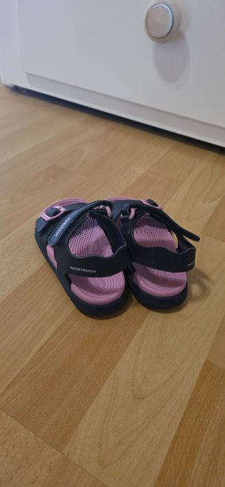 Продам в ідеальному стані сандалі Geox 26 розмір