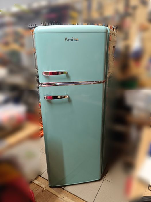 Lodówka seledynowa retro Amica
