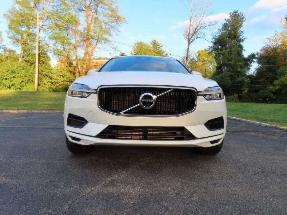 Volvo XC60 T5 Momentum      2019