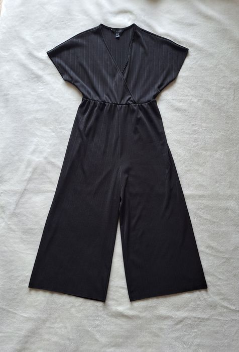 Czarny kombinezon New Look r.M/L