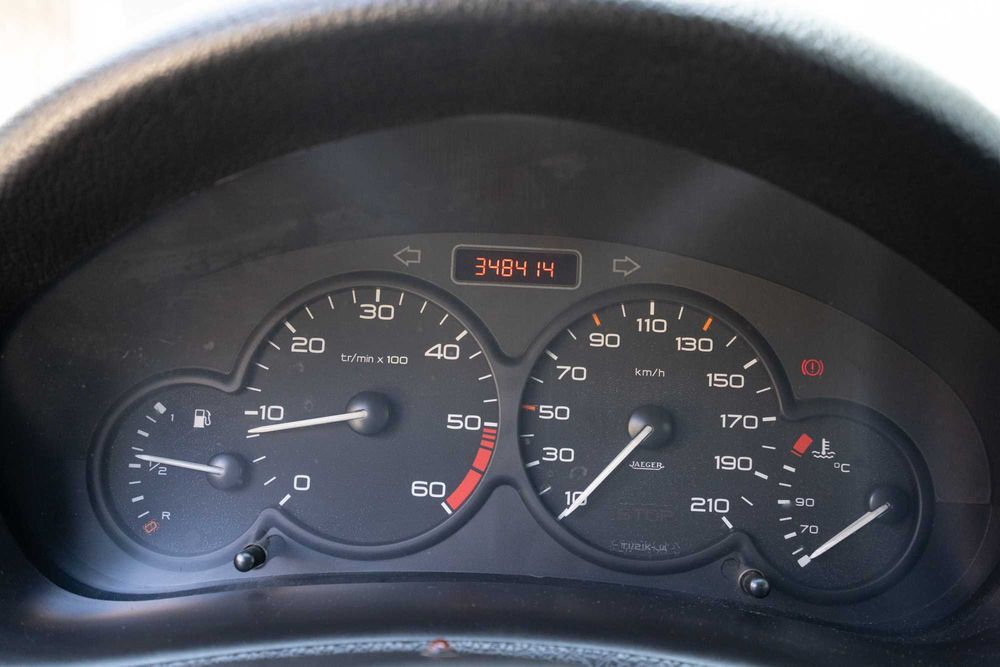《RESERVADO》Peugeot 206 1.4 HDi Diesel (2002)