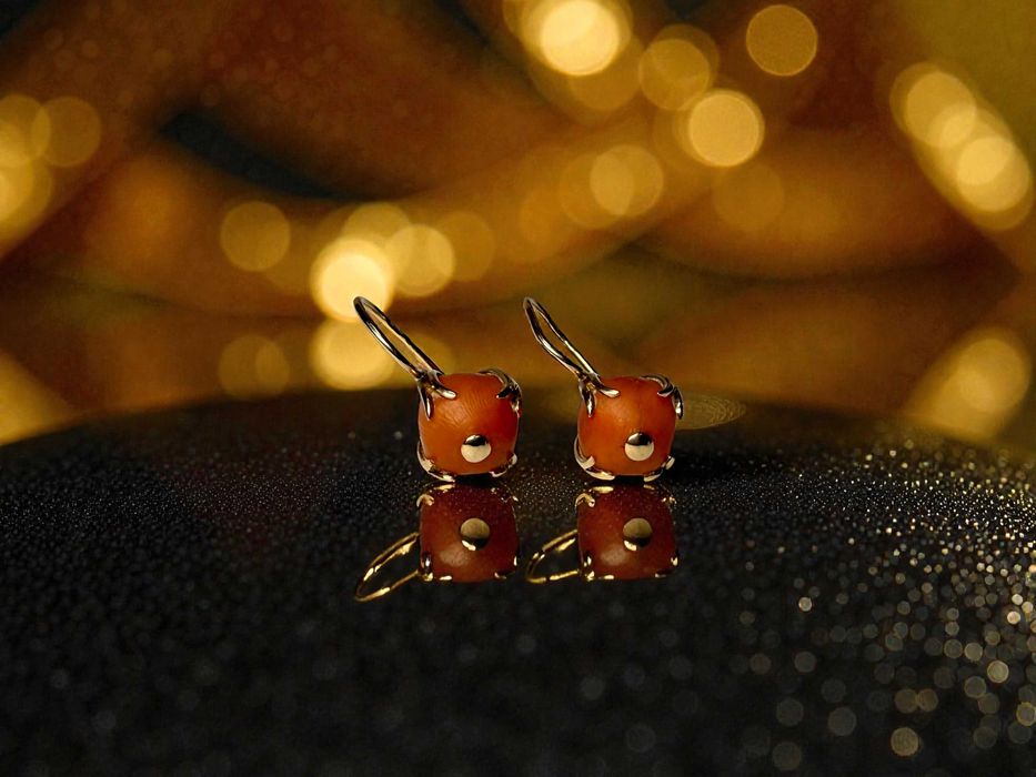 Złote kolczyki z koralem I 585 I Świetny stan