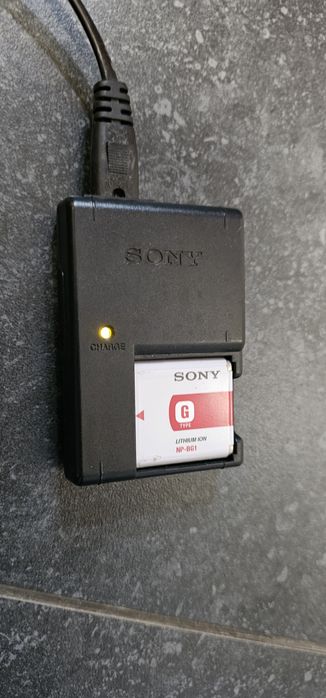 Carregador máquina fotografica sony com bateria