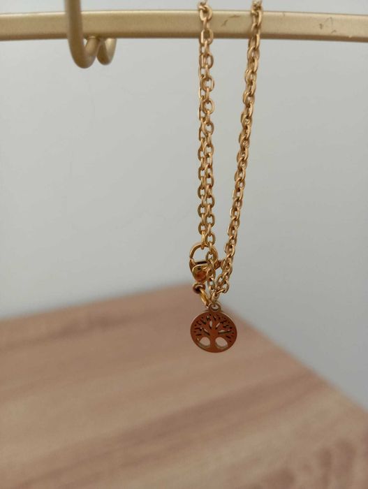 Pulseira Dourada em Aço com Pendente Árvore