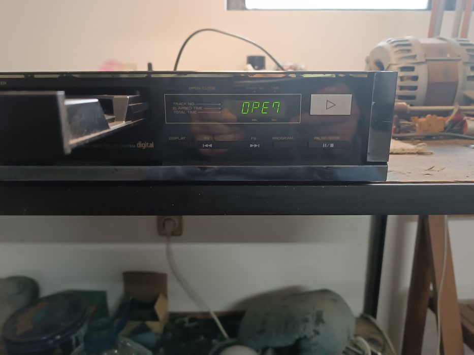 Vendo leitor de CD Mitsubishi