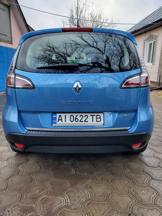 Продам авто Renault Scenic 3 2013