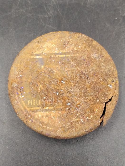 Zestaw opakowań po kosmetykach Nivea z PRL-u