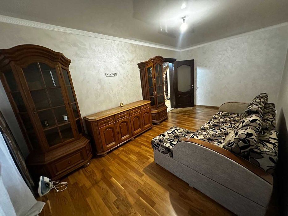 Продається квартира у м. Тячів