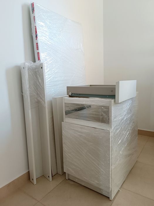 Secretária Malm IKEA