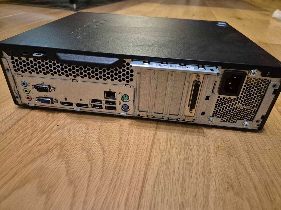 Lenovo M710S Intel i5 7500 - Bez RAMu i bez dysku.