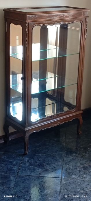 Cristaleira , vitrine de estilo clássico,  Vintage