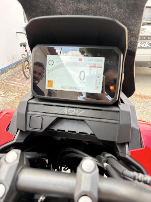 Honda  modelo ADV 350cc