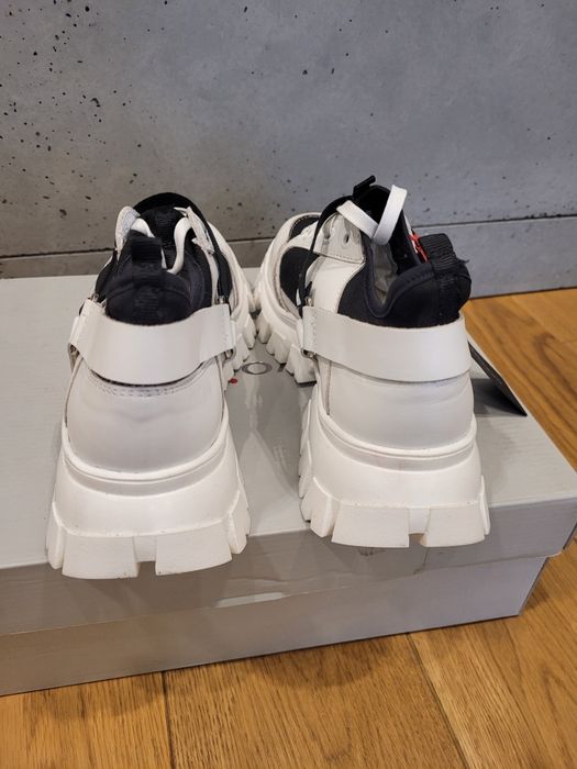Adidasy, półbuty bialo-czarne wojas roz 37