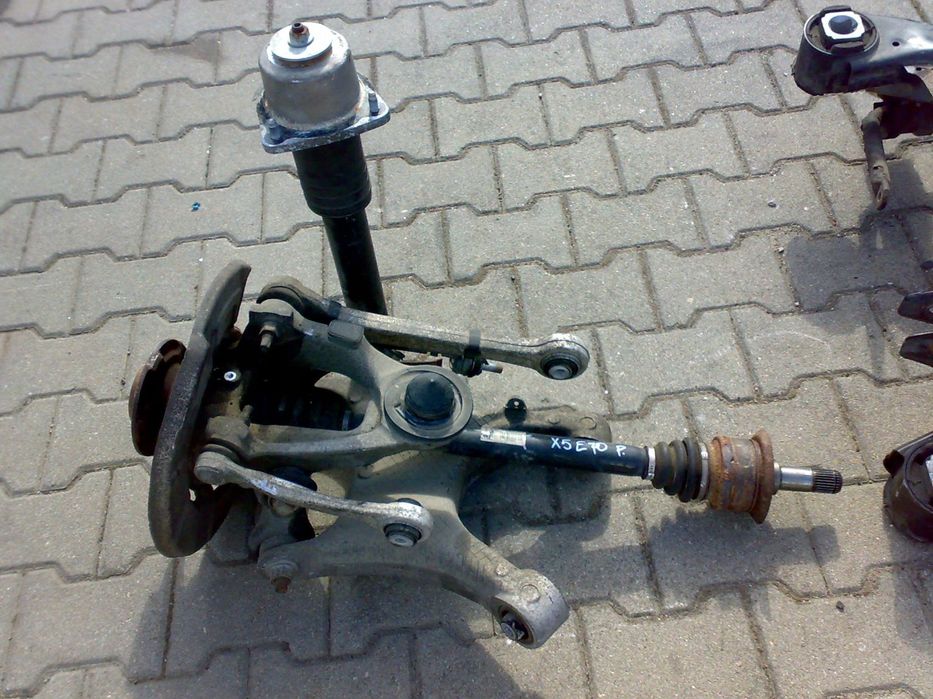 bmw x5 e70 x6 e71 zwrotnica piasta wahacz półoś amortyzator tylny tył prawy